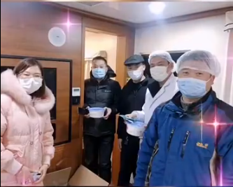 如意餛飩常州薛家新怡華店昨晚為治安管理人員、高速路口、路邊卡口、醫院送去熱...